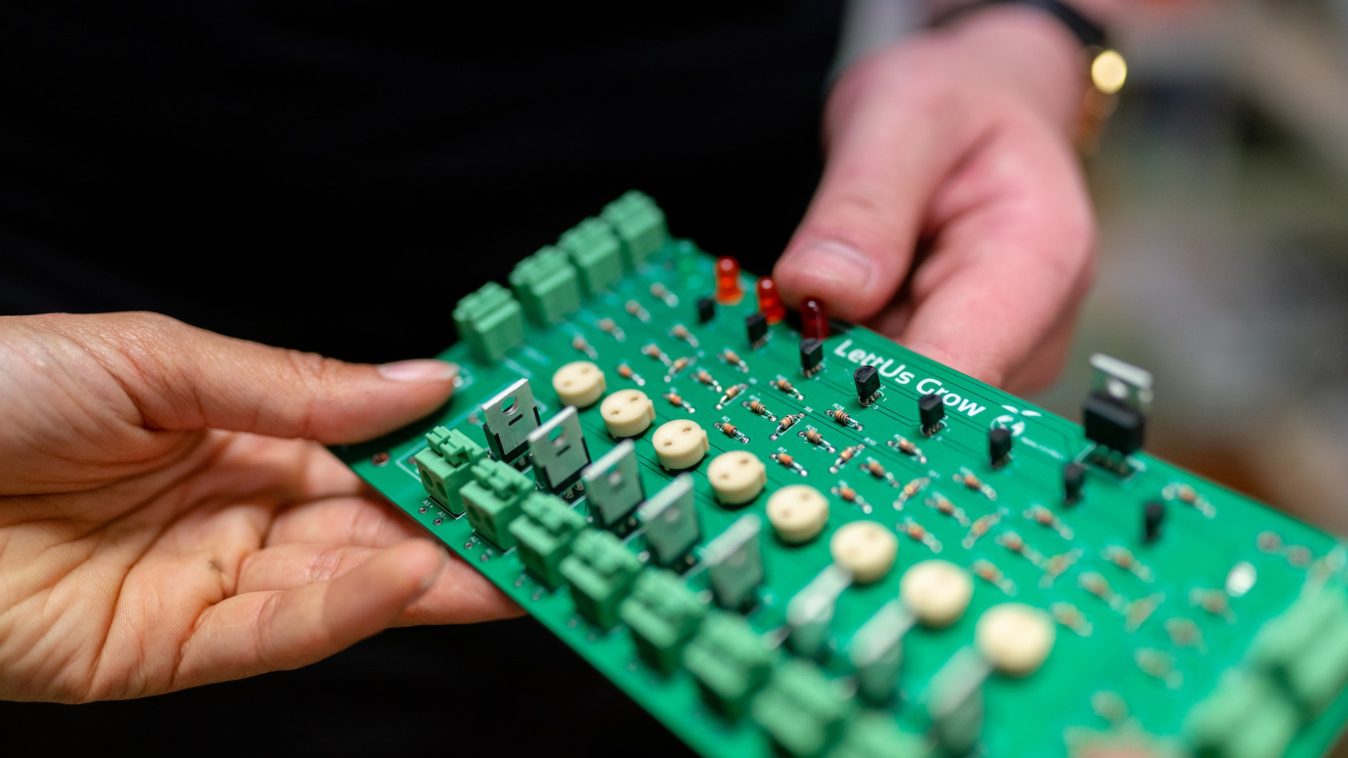 BEng (Electrical and Electronic Engineering) Curtin Malaysia